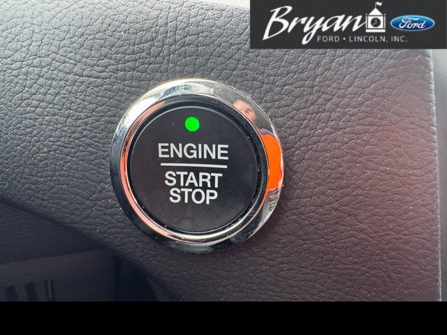 Used 2023 Ford Edge SEL w/ Convenience Package image 29