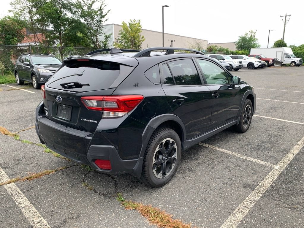 Used 2021 Subaru Crosstrek 2.0i Premium AWD/4WD image 3