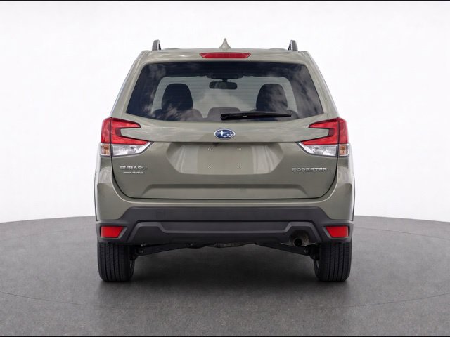 Used 2021 Subaru Forester AWD/4WD image 7