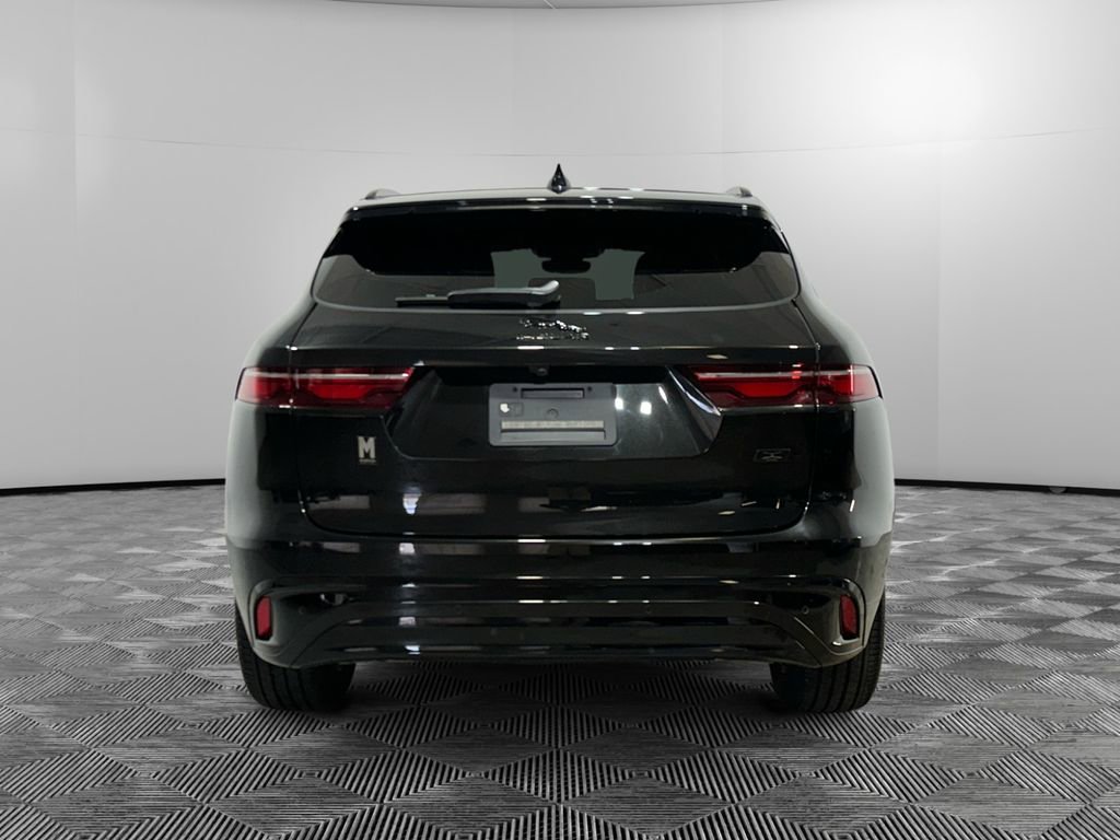 Used 2026 Jaguar F-PACE R-Dynamic S image 4