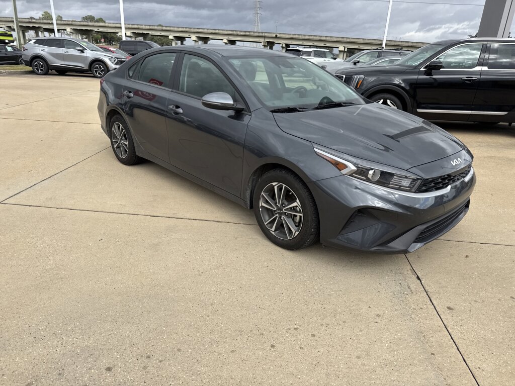 Certified 2024 Kia Forte LXS w/ LXS Technology Package FWD image 8