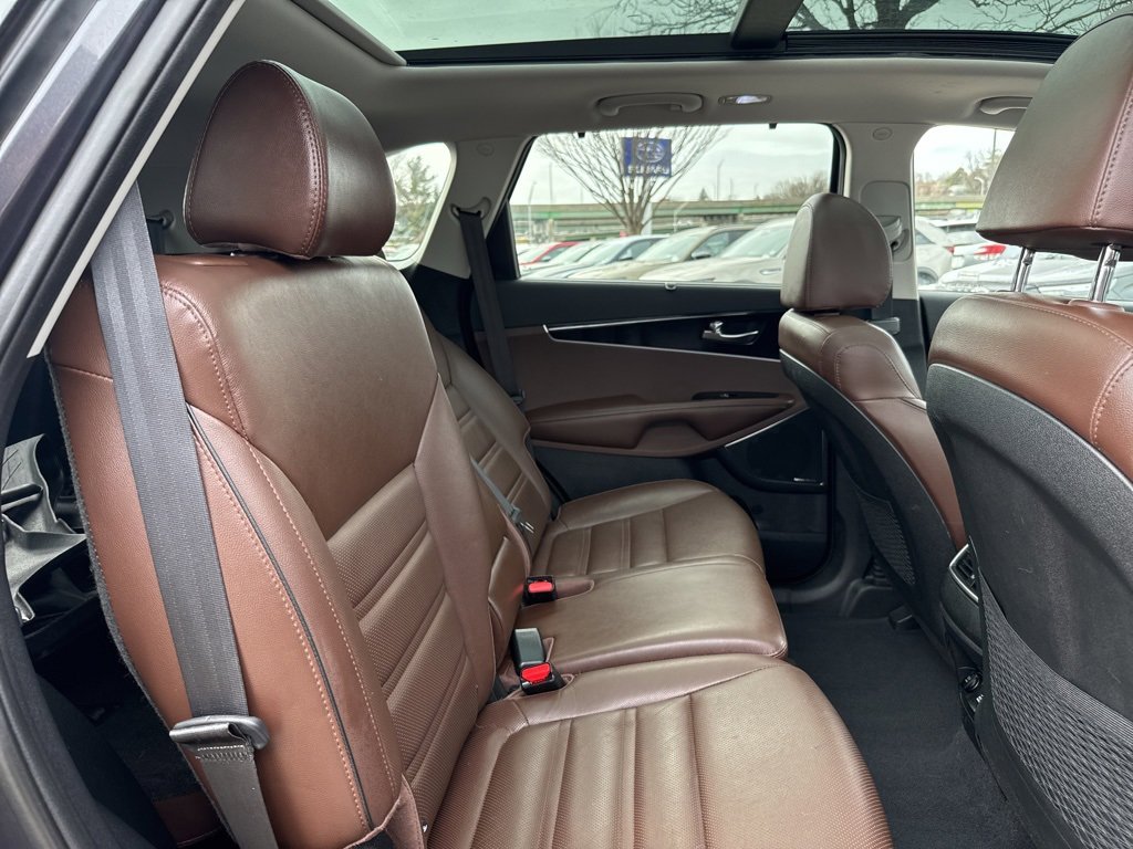 Used 2019 Kia Sorento SX w/ SX Touring Package image 29