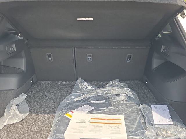 New 2026 Volkswagen Tiguan SEL R-Line AWD/4WD image 29