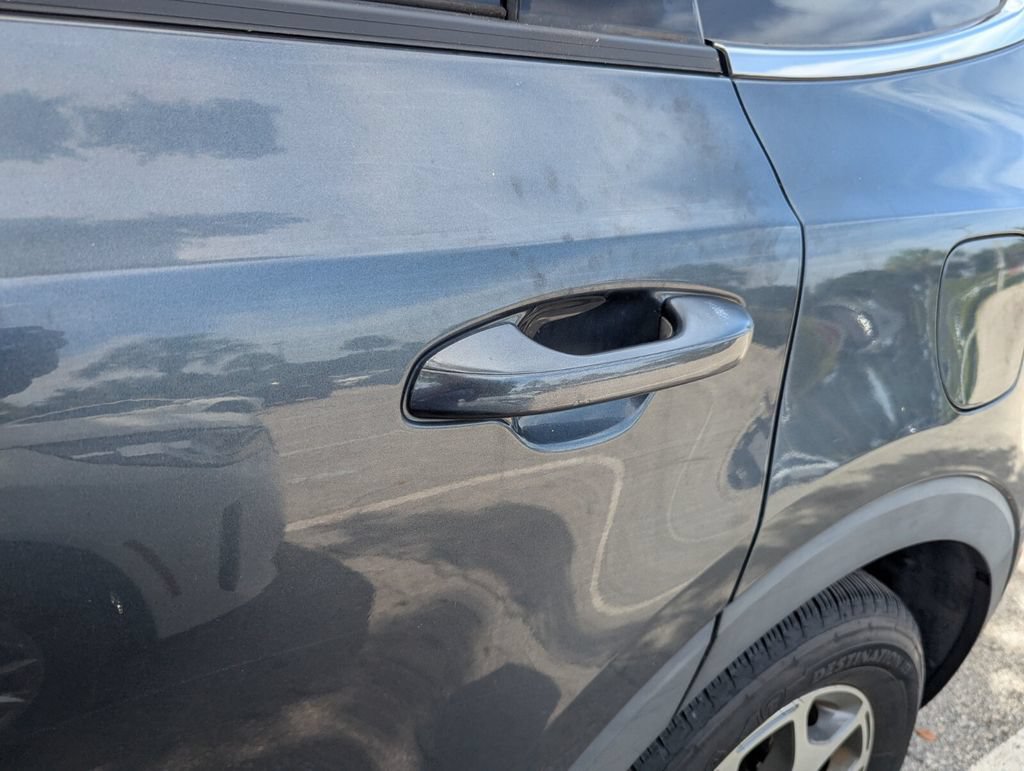 Used 2020 Kia Telluride EX FWD image 8