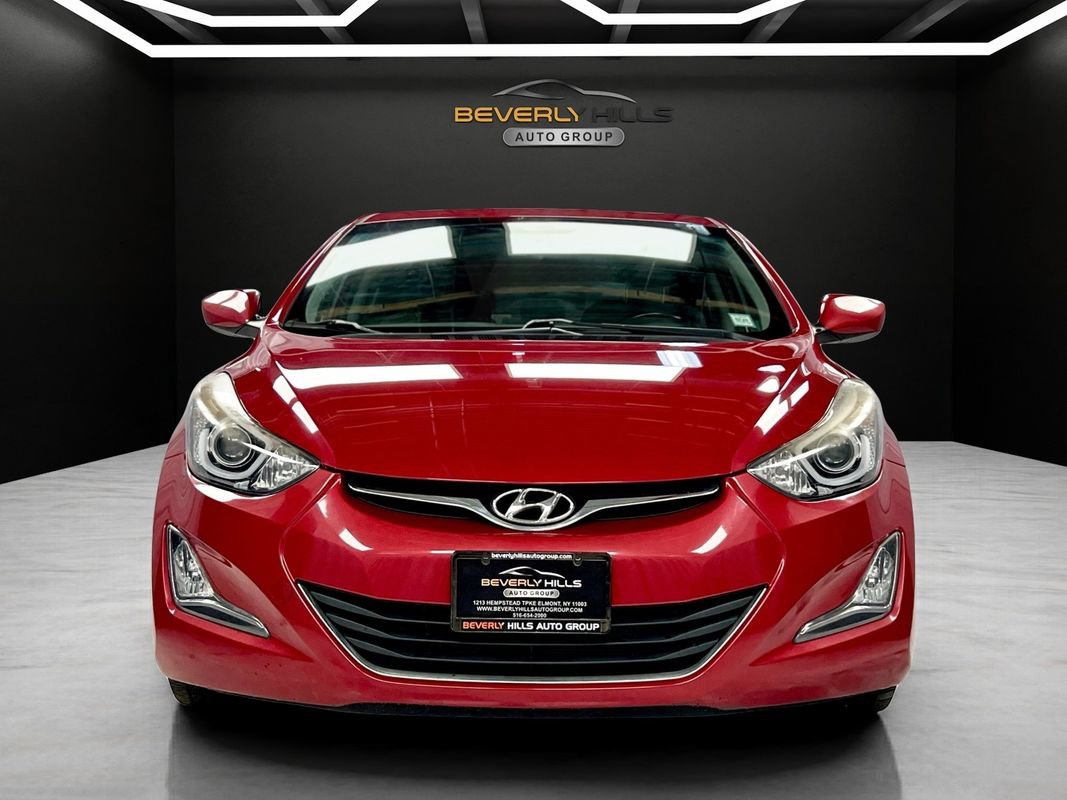 Used 2015 Hyundai Elantra SE w/ Option Group 03 FWD image 8