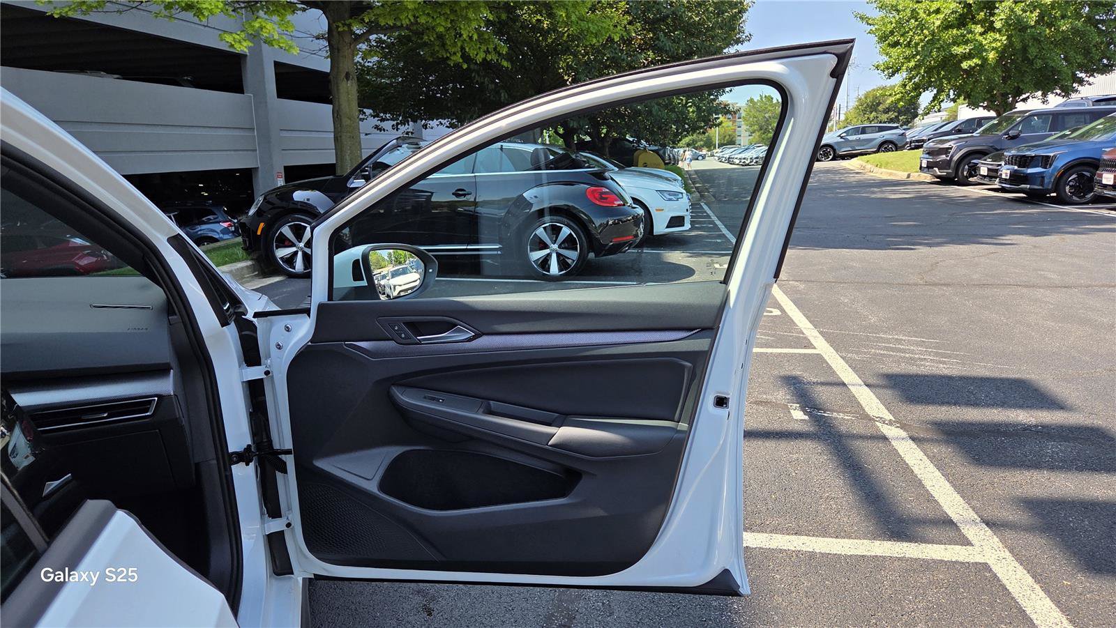 New 2026 Volkswagen GTI SE FWD image 29