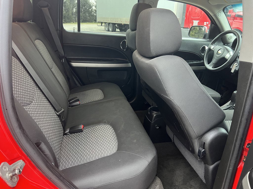 Used 2011 Chevrolet HHR LT image 13