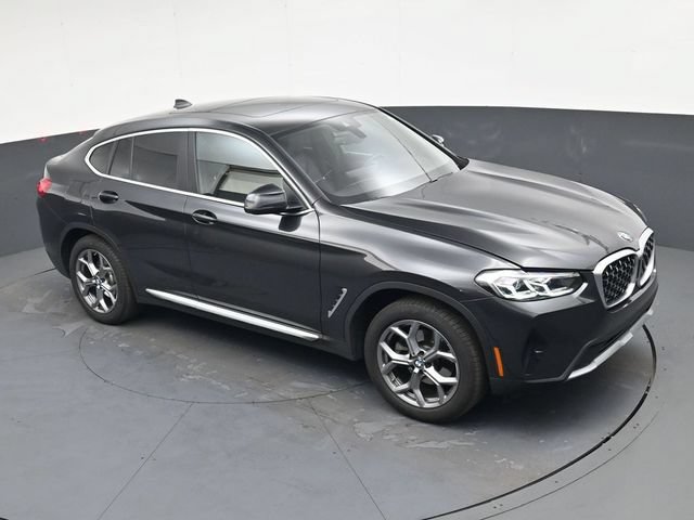 Used 2025 BMW X4 xDrive30i AWD/4WD image 27
