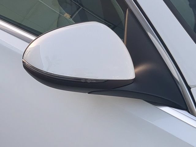 Used 2025 Mercedes-Benz C 300 Sedan image 12