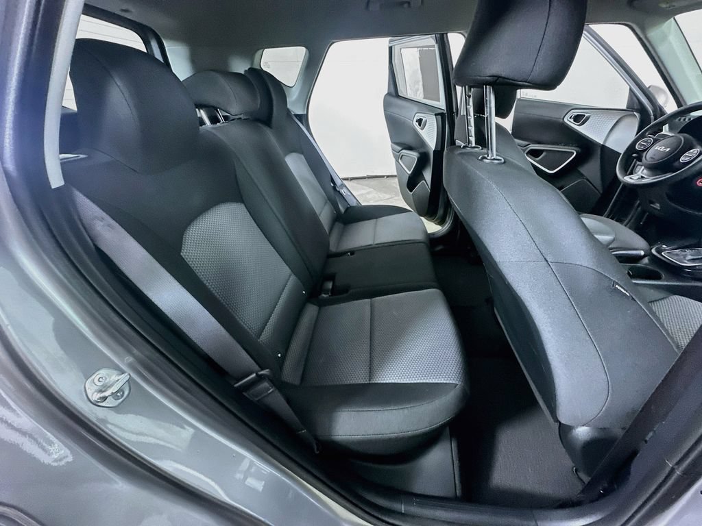 Used 2023 Kia Soul LX FWD image 12