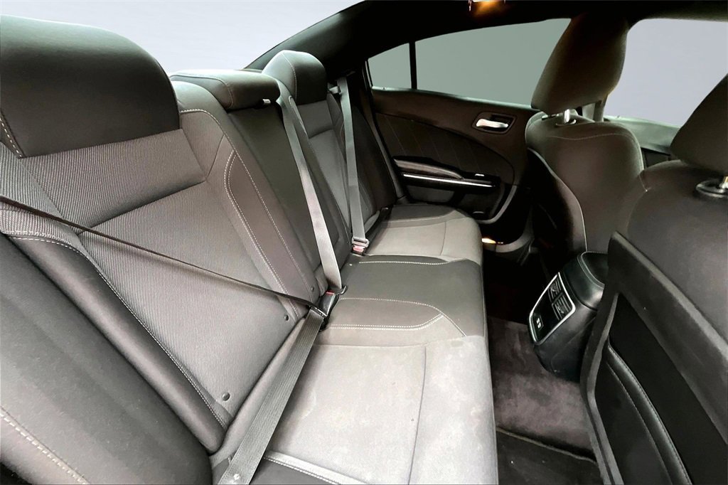Used 2017 Dodge Charger R/T image 27