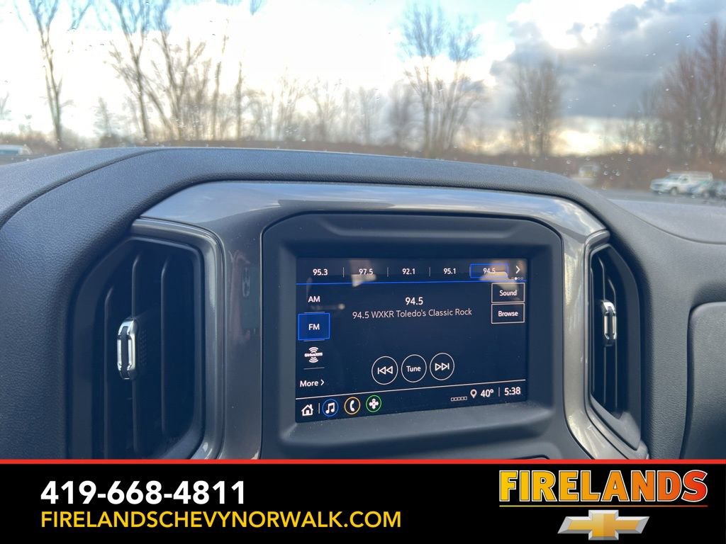 Used 2025 Chevrolet Silverado 1500 Custom Trail Boss w/ Turbomax Blackout Package image 24