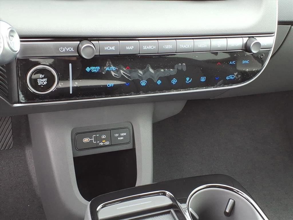 New 2026 Hyundai Ioniq 5 SEL image 19