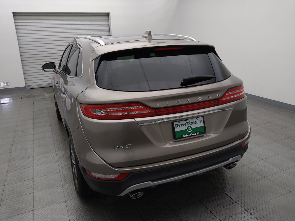 Used 2019 Lincoln MKC Reserve w/ MKC Technology Package FWD image 6