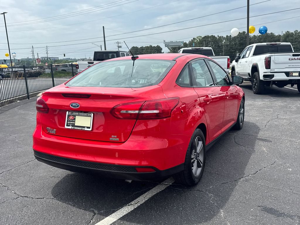 Used 2017 Ford Focus SE FWD image 6