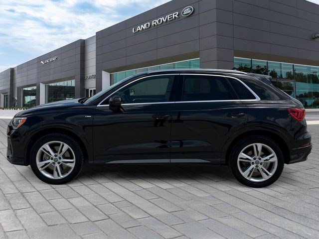 Used 2020 Audi Q3 2.0T Premium w/ Convenience Package AWD/4WD image 2