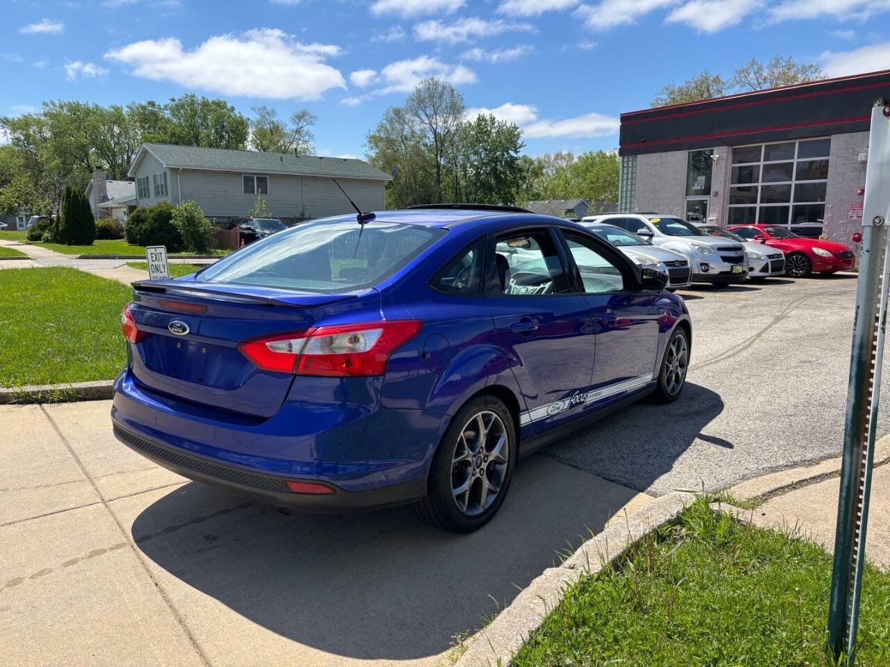 Used 2014 Ford Focus SE w/ Equipment Group 201A FWD image 15