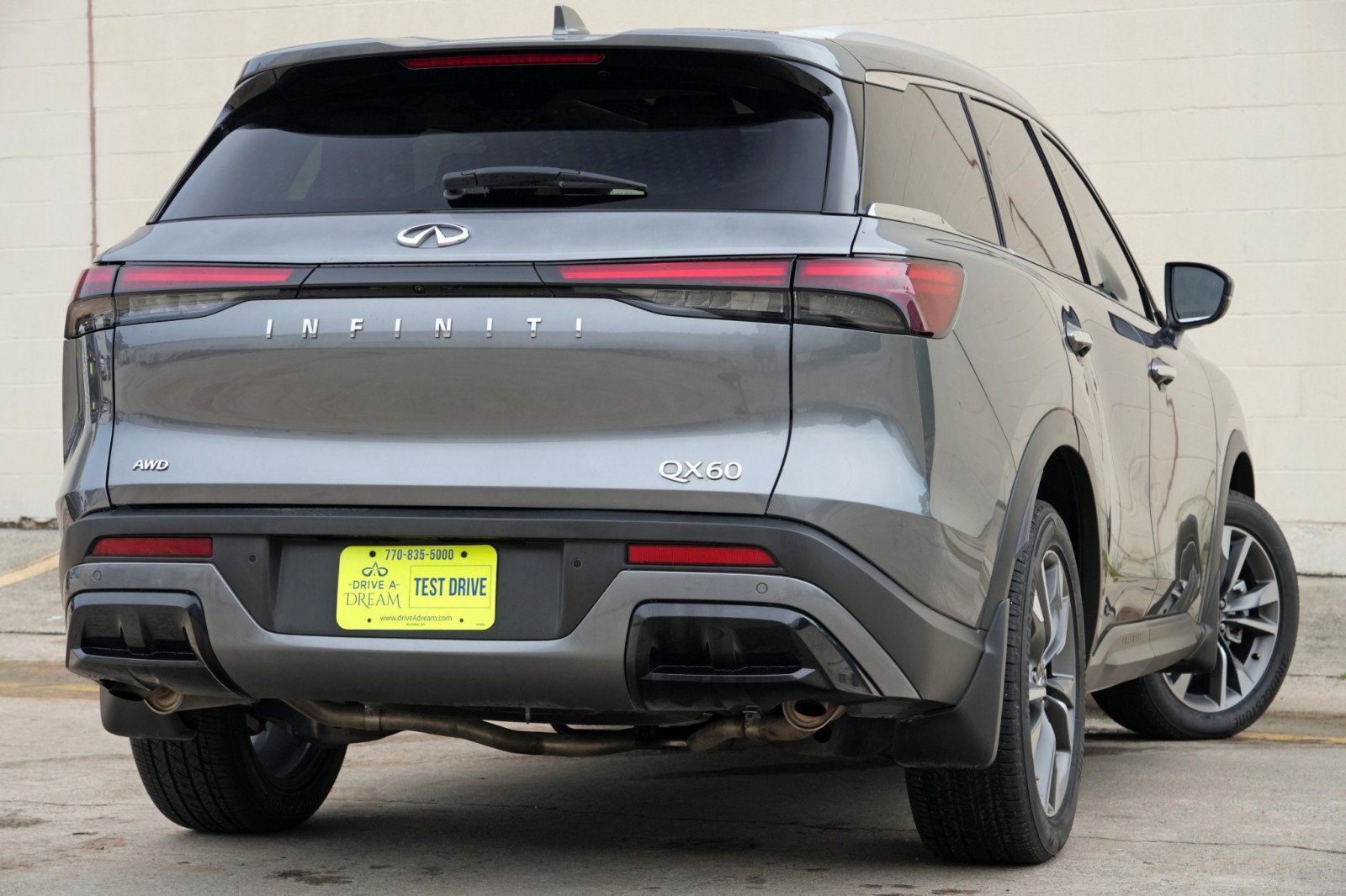 Used 2025 INFINITI QX60 Luxe w/ Vision Package AWD/4WD image 5