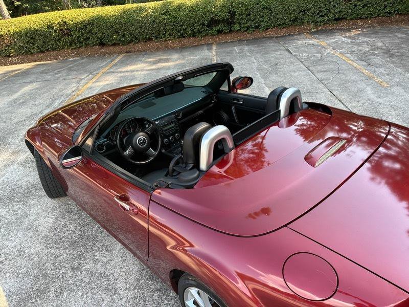 Used 2013 MAZDA MX-5 Miata Grand Touring RWD image 19
