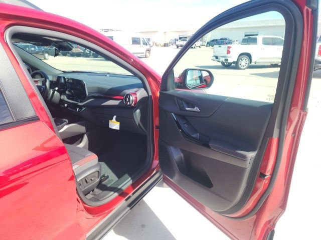 New 2026 Chevrolet Equinox RS w/ Convenience Package III FWD image 27
