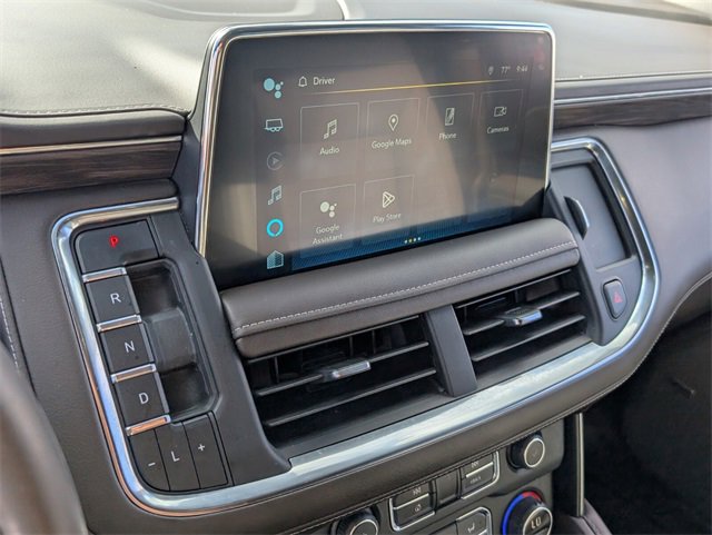 Used 2022 Chevrolet Suburban LT w/ Luxury Package image 19