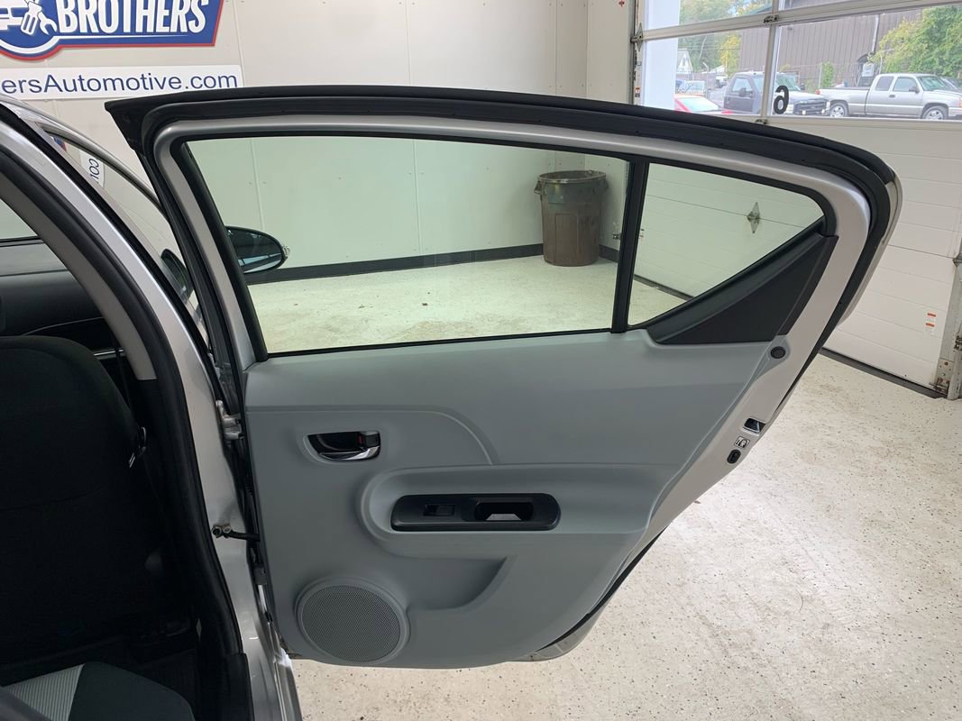 Used 2014 Toyota Prius C Three image 21