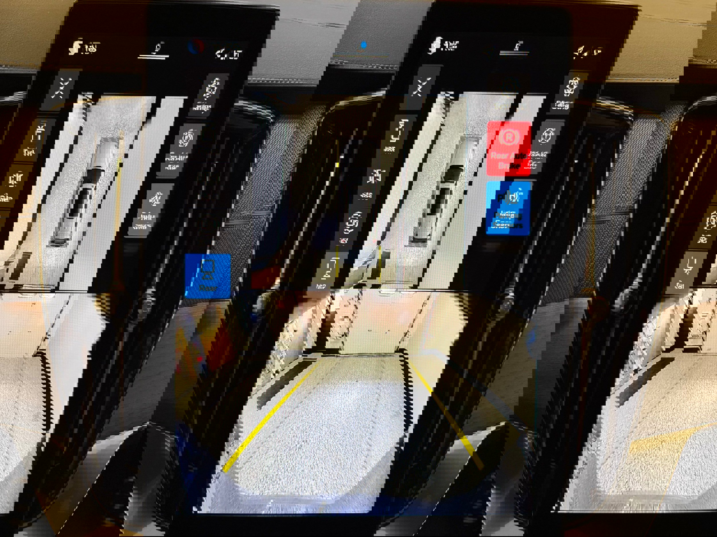 New 2026 Volvo XC90 B6 Ultra w/ Protection Package Premier image 22