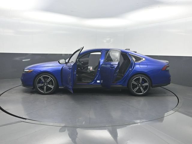 Used 2025 Honda Accord Sport image 34