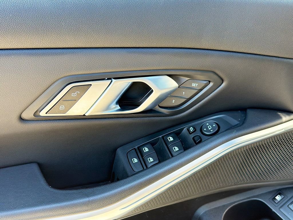 Used 2022 BMW 330e w/ Driving Assistance Package image 18