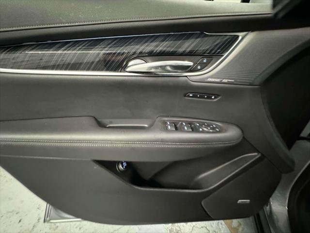 Certified 2025 Cadillac XT6 Premium Luxury image 16