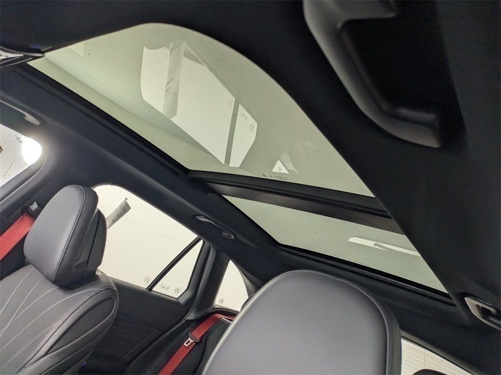 New 2026 Mercedes-Benz GLC 63 AMG S image 9