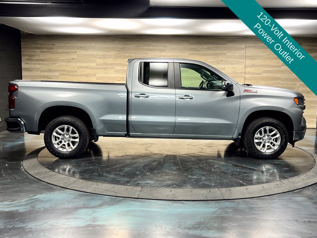 Used 2025 Chevrolet Silverado 1500 LT AWD/4WD image 21