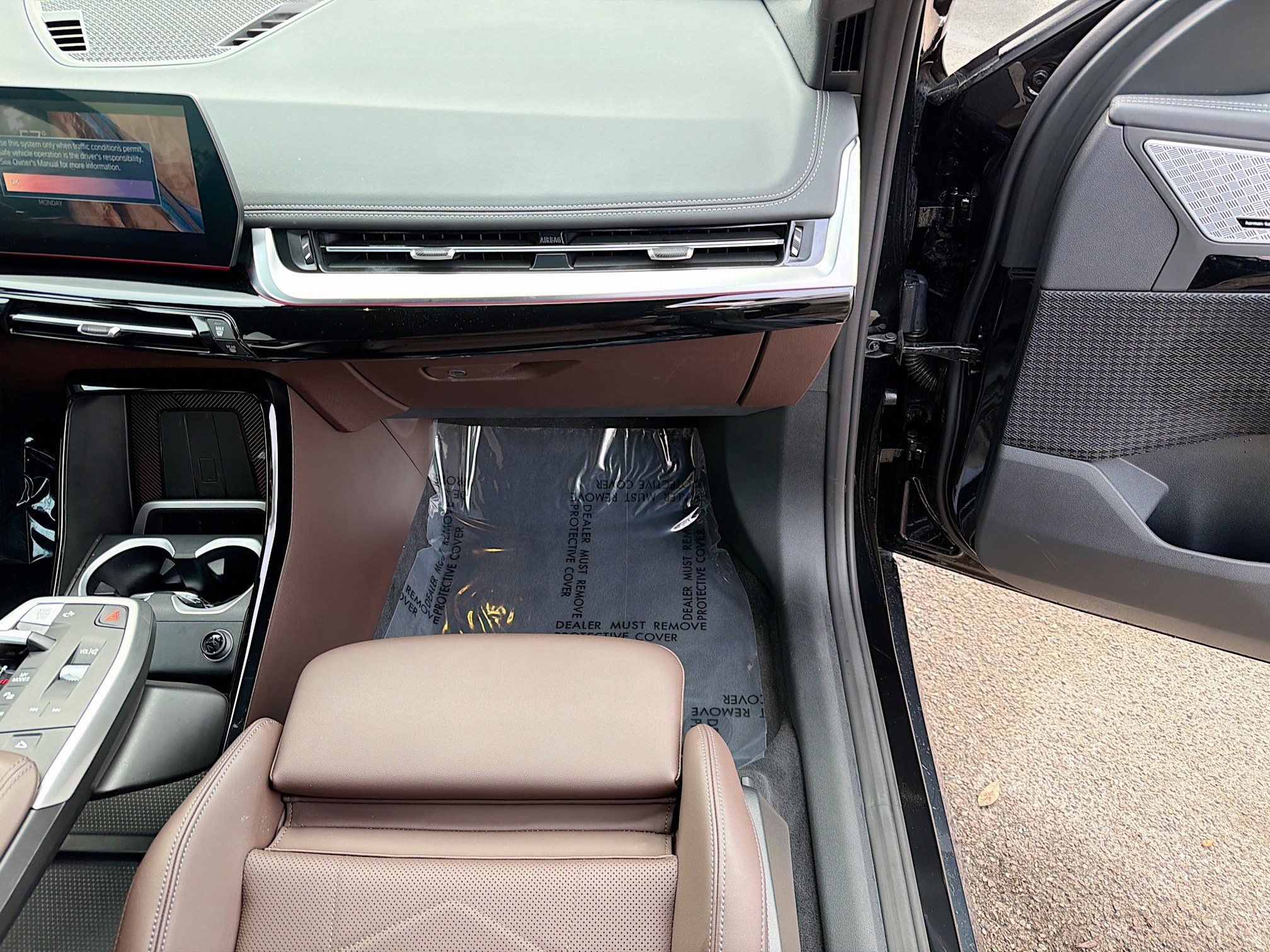 Used 2025 BMW X1 xDrive28i w/ Technology Package image 18