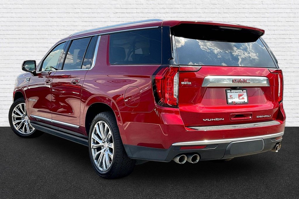 Used 2022 GMC Yukon XL Denali w/ Denali Ultimate Package AWD/4WD image 4