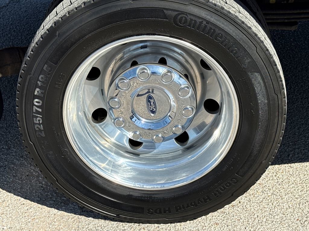 Used 2022 Ford F450 Lariat w/ Lariat Ultimate Package AWD/4WD image 10