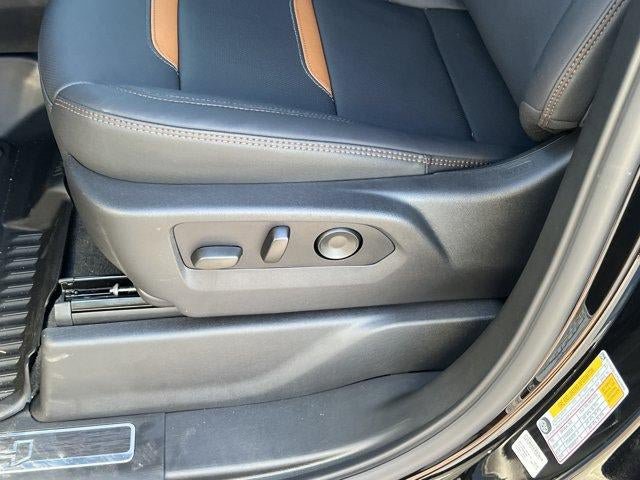 New 2026 GMC Sierra 1500 AT4 w/ Technology Package AWD/4WD image 10