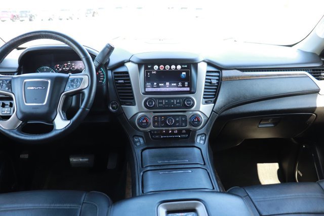 Used 2018 GMC Yukon Denali w/ Denali Ultimate Package image 16