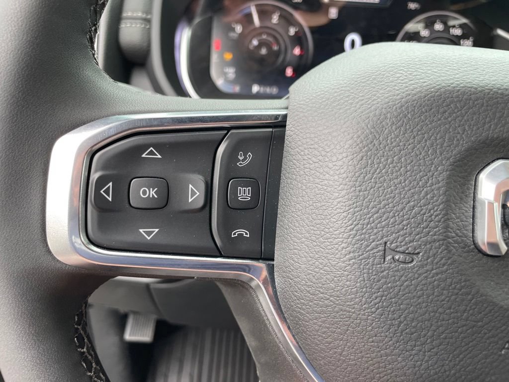 New 2026 RAM 2500 Laramie AWD/4WD image 21