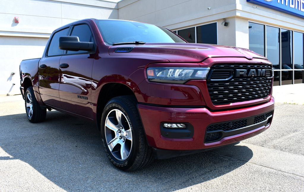 Used 2025 RAM 1500 Tradesman AWD/4WD image 7