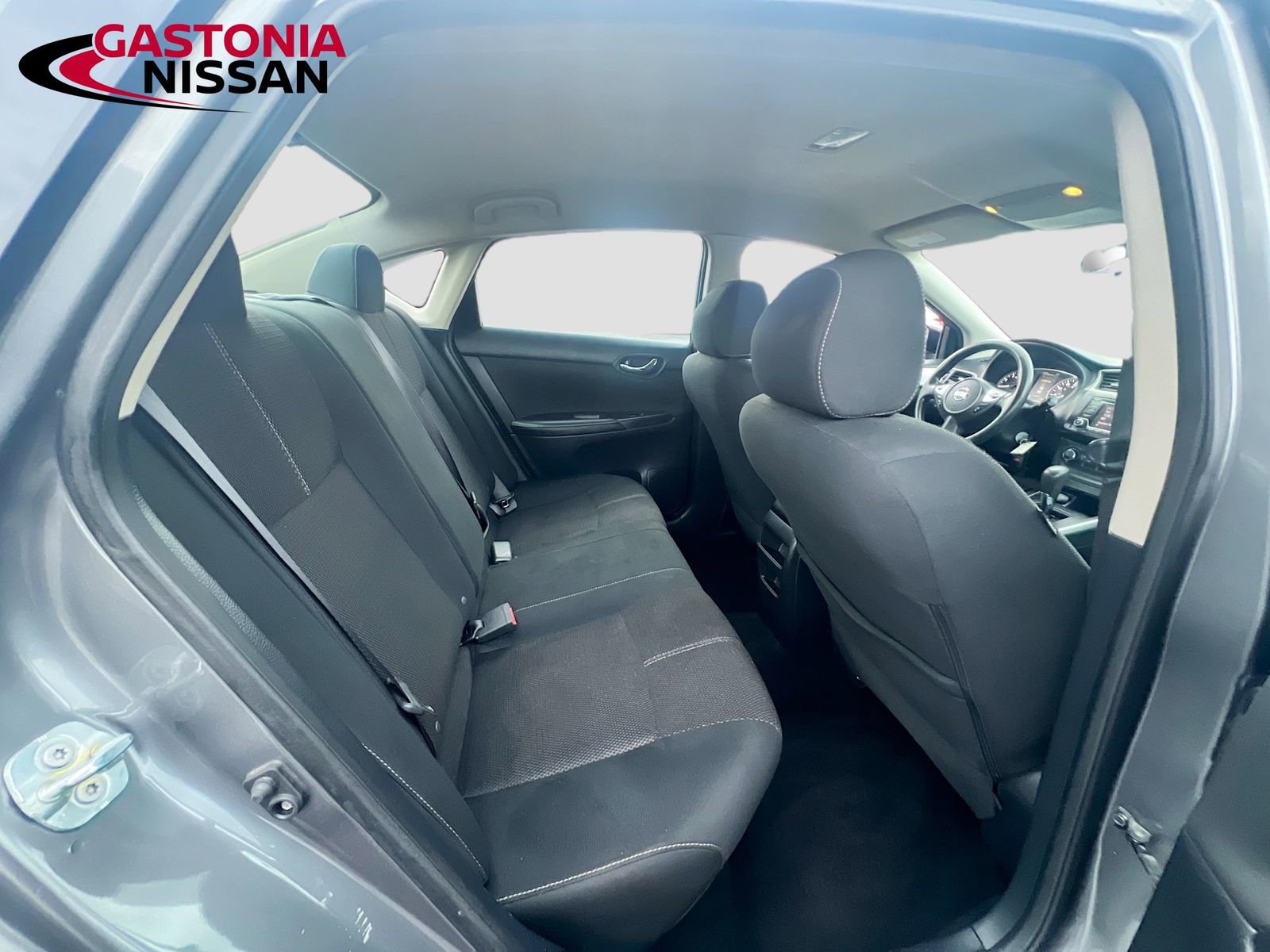 Used 2018 Nissan Sentra S image 33