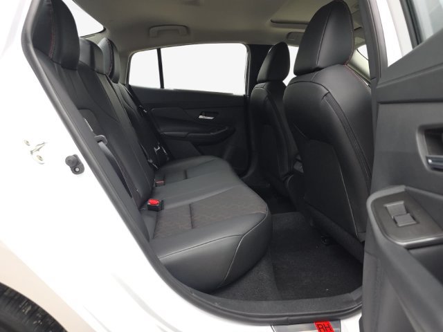 New 2027 Nissan Sentra SR w/ SR Premium Package FWD image 37