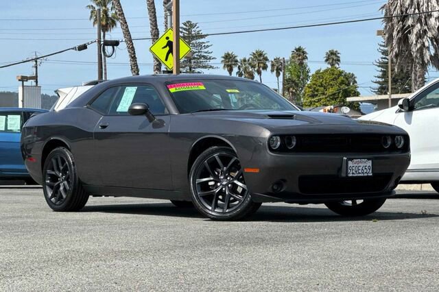 Used 2023 Dodge Challenger SXT w/ Blacktop Package image 2