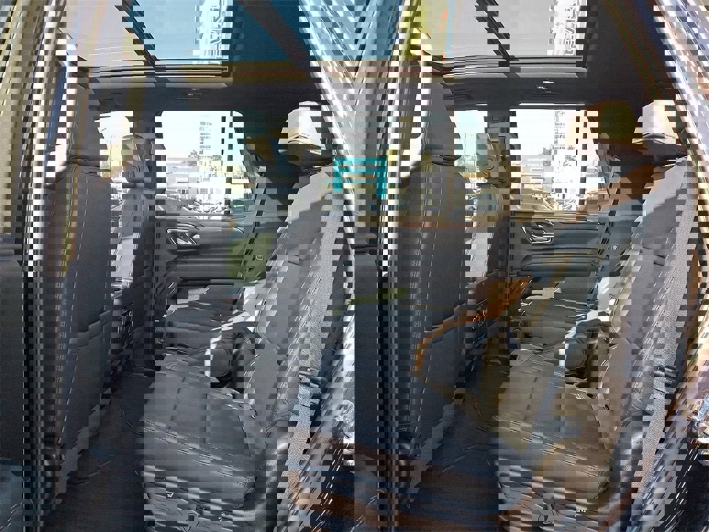 Certified 2022 Chevrolet Tahoe LT w/ Luxury Package image 11