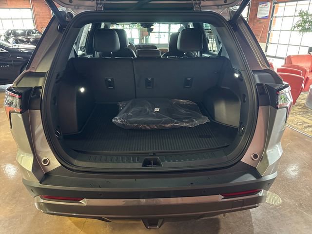 Certified 2026 Chevrolet Equinox ACTIV w/ Convenience Package III image 9