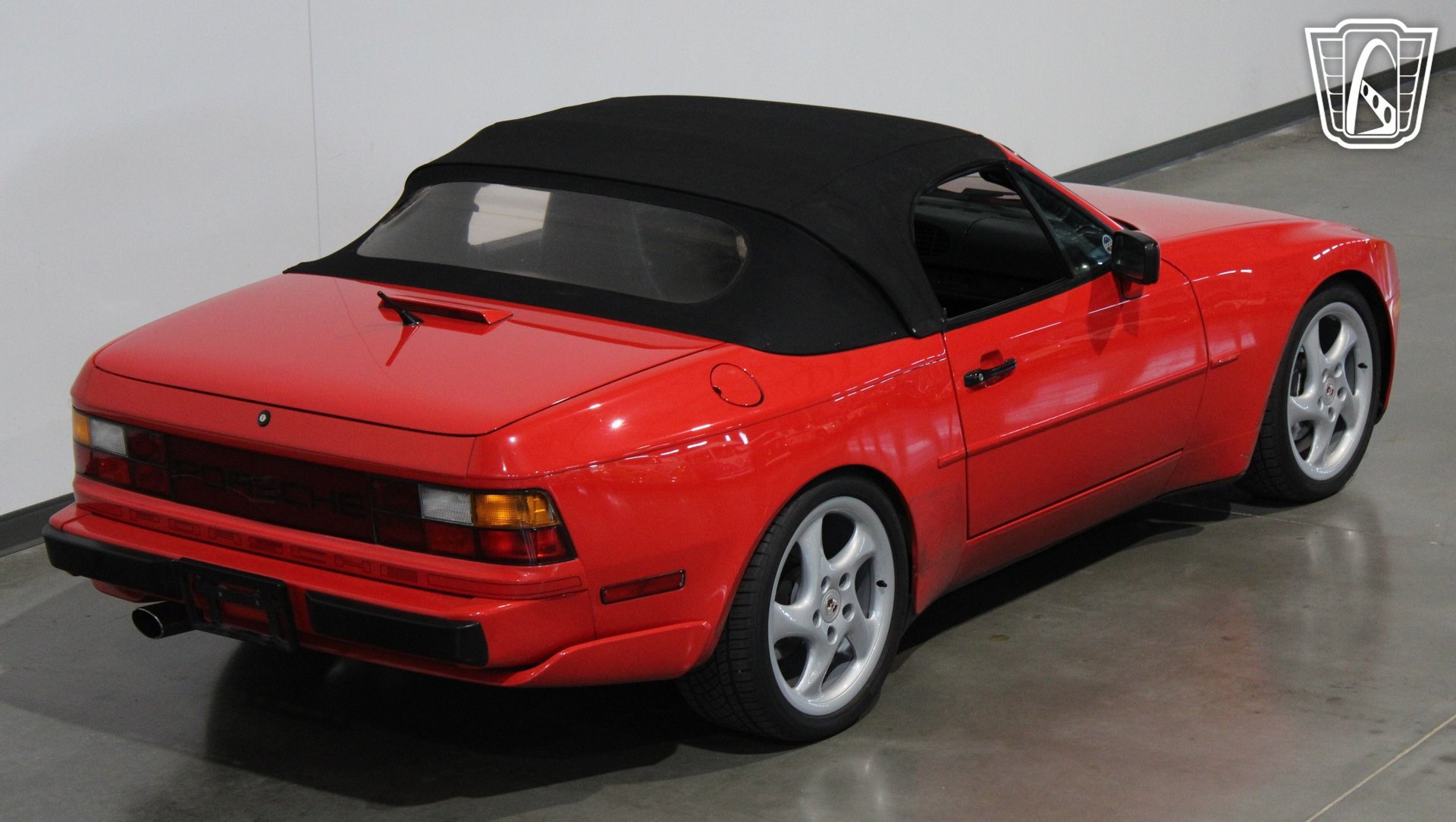 Used 1991 Porsche 944 Cabriolet RWD image 18