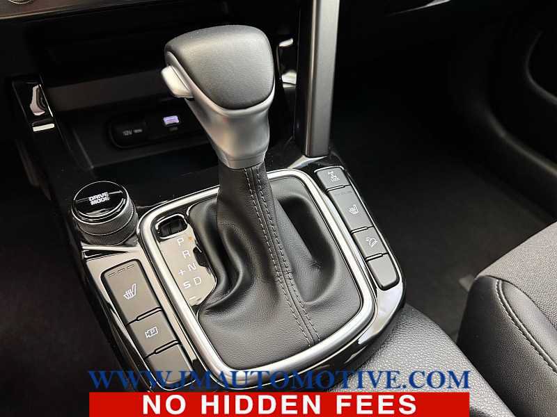 Used 2024 Kia Seltos X-Line AWD/4WD image 31