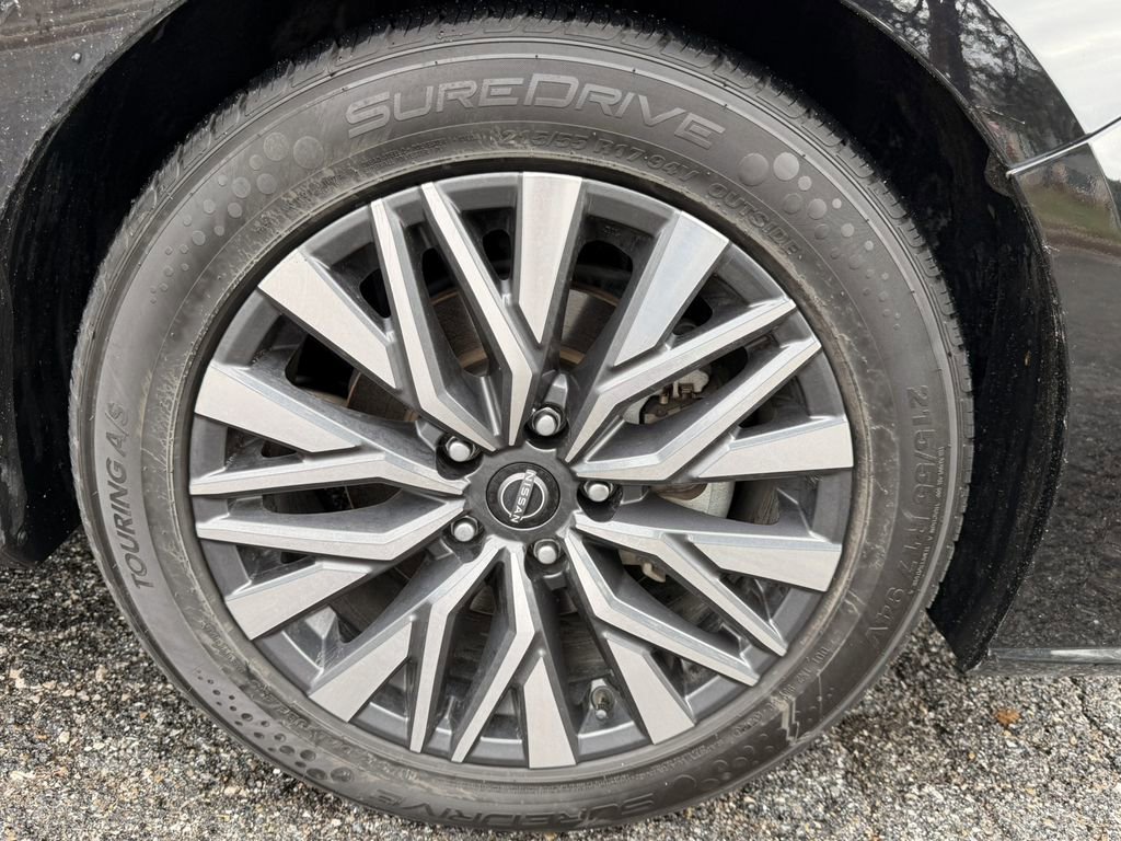 Used 2024 Nissan Altima 2.5 SV image 10