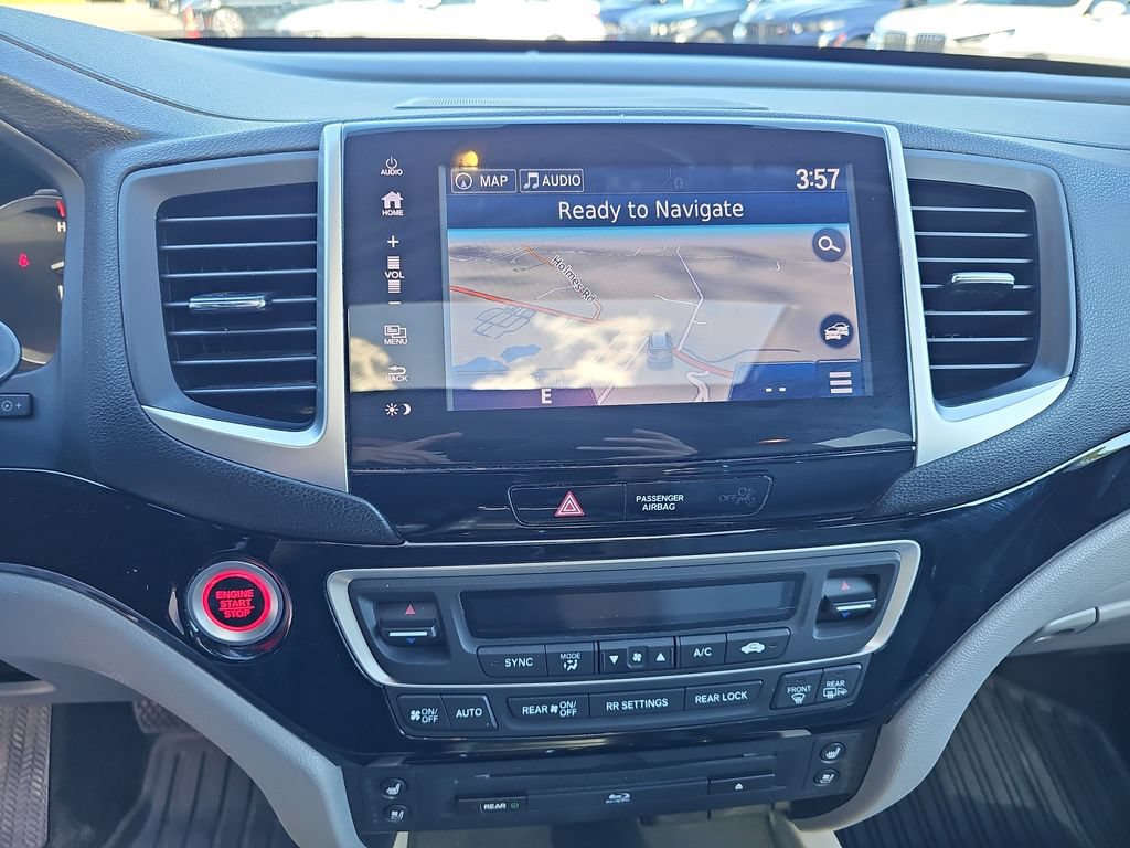 Used 2017 Honda Pilot Elite image 13