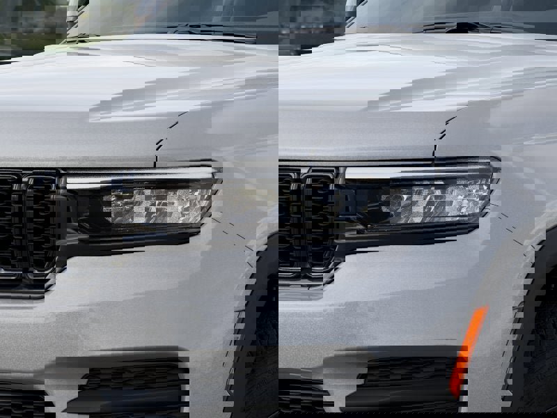 New 2025 Jeep Grand Cherokee Altitude image 25