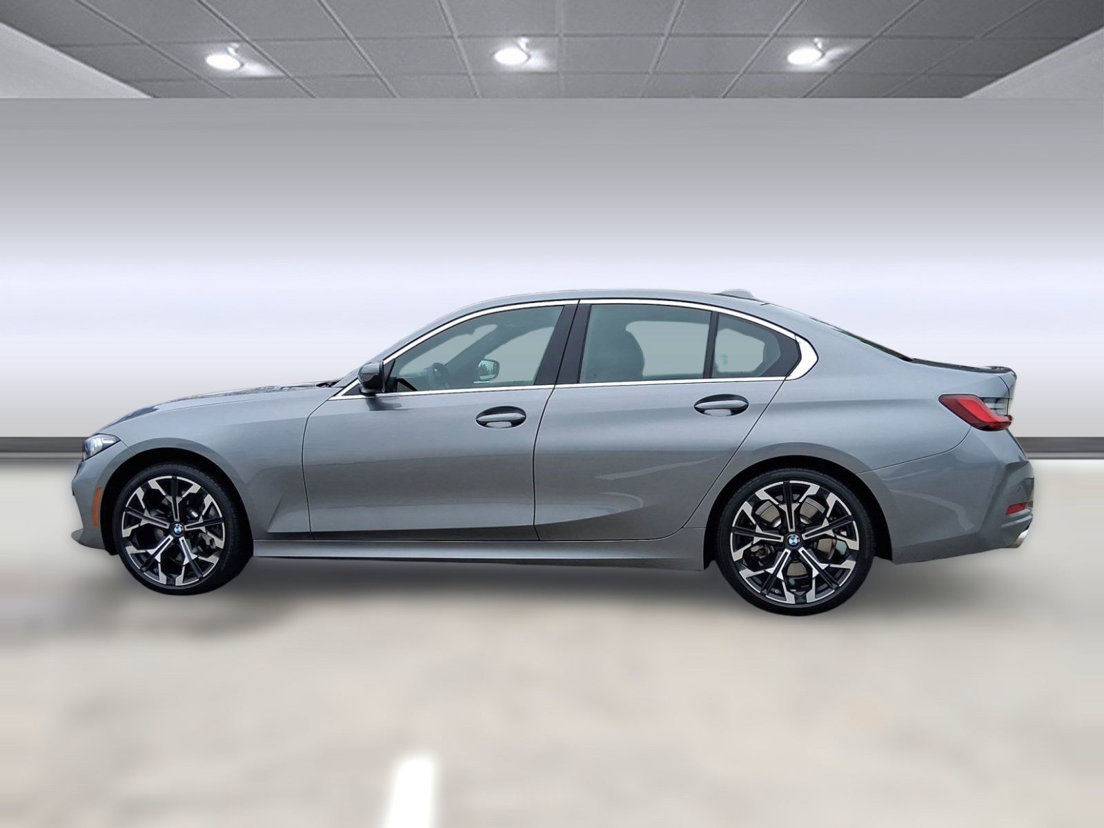 Used 2025 BMW 330i Sedan w/ Convenience Package image 2